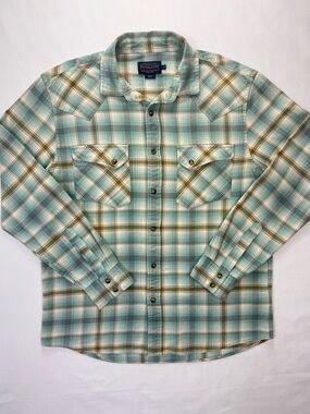 Pendleton Wyatt Snap front Plaid button down Shirt Sz Medium